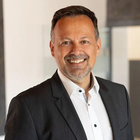 Porträt von Peter Hofer